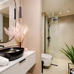 Prestige - Ultracentral Apartmán *